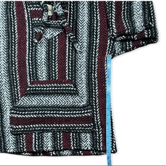 Earth Ragz Iguana Jack Baha Burgundy Pullover Sweatshirt - Picture 6 of 11